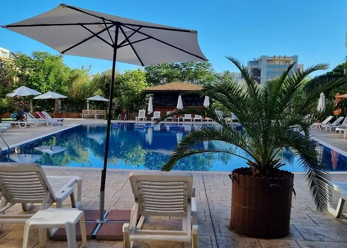 Sea Diamond * サニービーチ