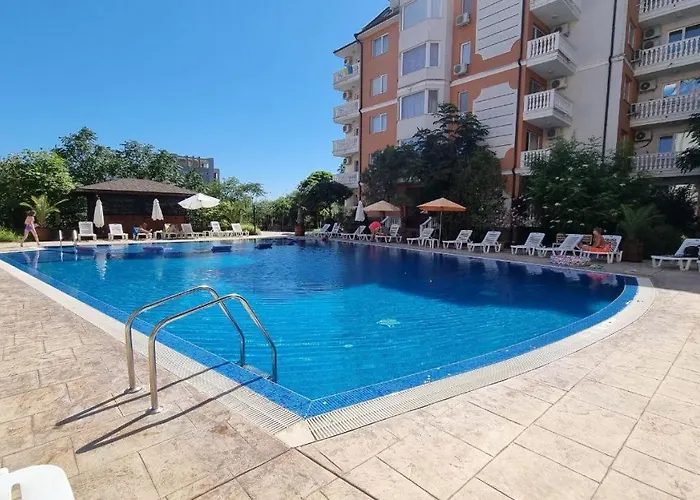 Sea Diamond サニービーチ